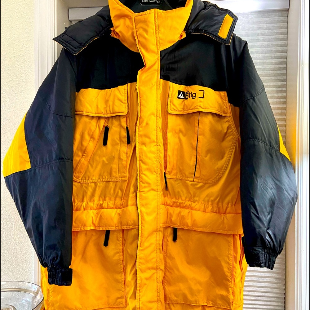 STIG EXTREME WEATHER APPAREL COAT Size Large, Yellow and Black